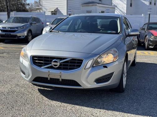 2013 Volvo S60 T5