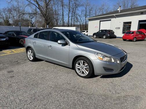 2013 Volvo S60 T5