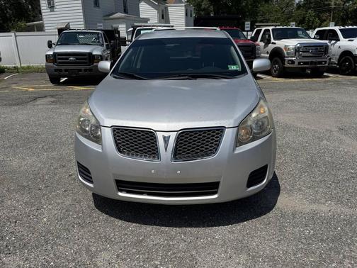 2009 Pontiac Vibe Base