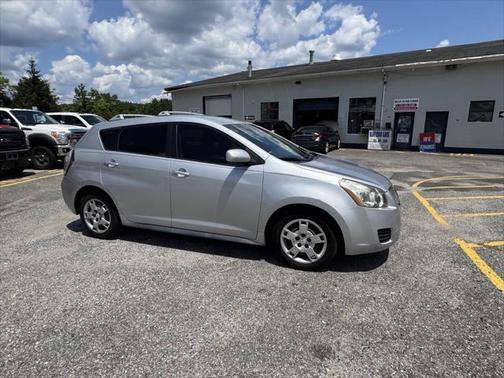 2009 Pontiac Vibe Base
