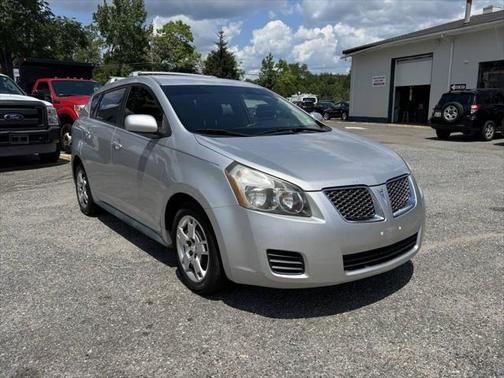 2009 Pontiac Vibe Base