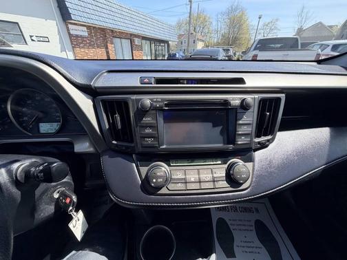 Brown 2013 Toyota RAV4 XLE