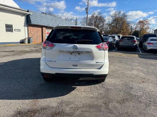 2015 Nissan Rogue SV