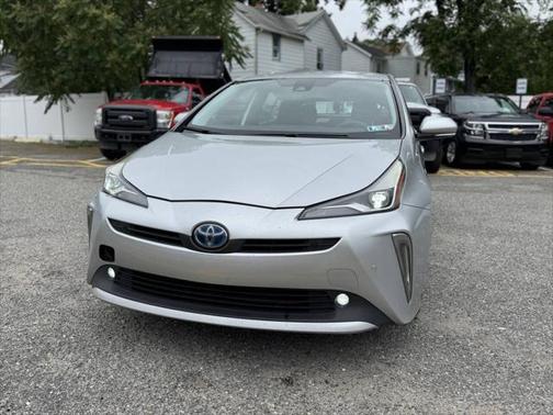 2019 Toyota Prius LE