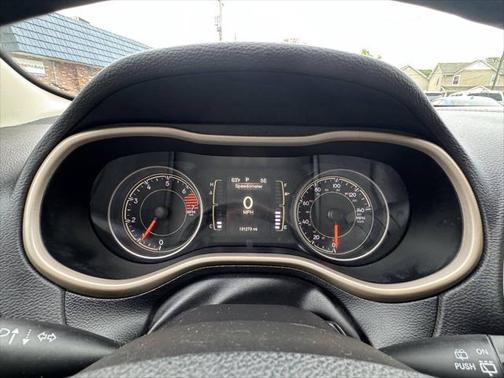 2017 Jeep Cherokee Sport