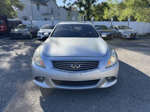 2013 INFINITI G37x Base