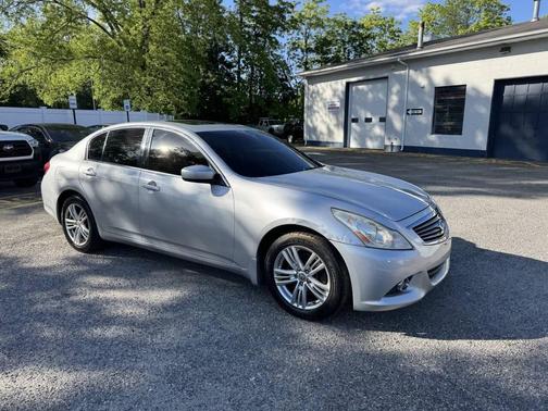 2013 INFINITI G37x Base