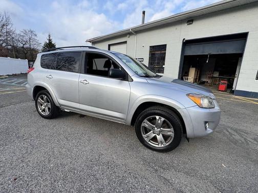 2009 Toyota RAV4 Sport