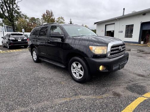 2008 Toyota Sequoia SR5