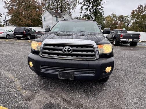 2008 Toyota Sequoia SR5