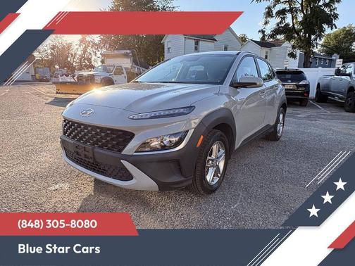 Lunar White 2022 Hyundai KONA SE AWD 4dr Crossover