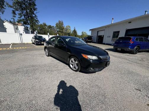 2014 Acura ILX 2.0L w/Premium Package
