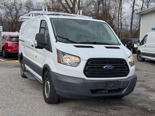 2017 Ford Transit-250 Base