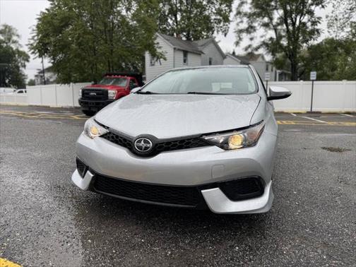 2016 Scion iM Base 4dr Hatchback CVT