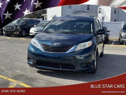 2012 Toyota Sienna LE