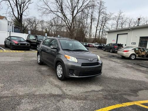 2009 Scion xD Base 4dr Hatchback 4A