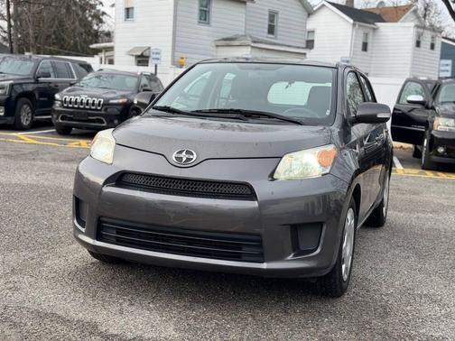 2009 Scion xD Base 4dr Hatchback 4A