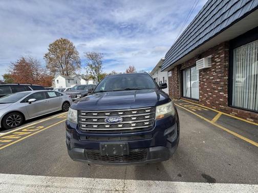 2016 Ford Explorer Base