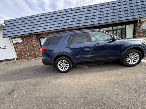 2016 Ford Explorer Base
