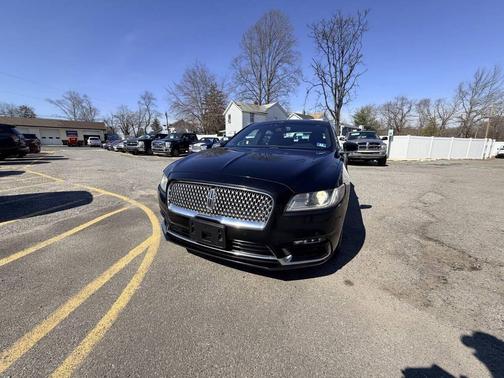 2018 Lincoln Continental Premiere Livery AWD 4dr Sedan