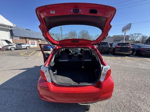 2014 Toyota Yaris LE