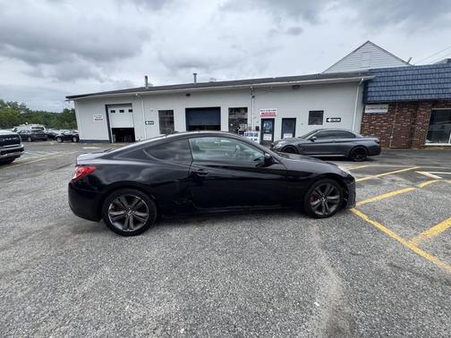 2011 Hyundai Genesis Coupe 2.0T