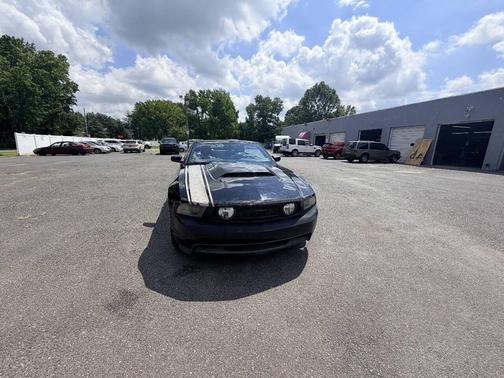 Black Clearcoat 2010 Ford Mustang GT Premium