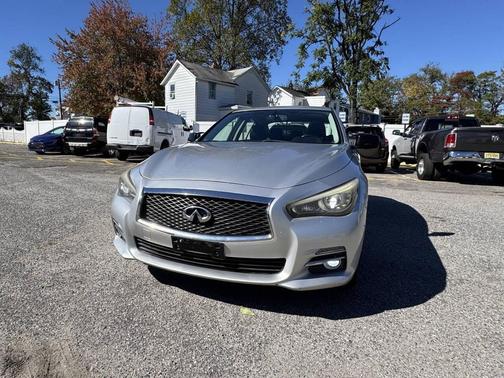 2014 INFINITI Q50 Premium