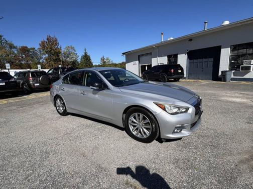2014 INFINITI Q50 Premium