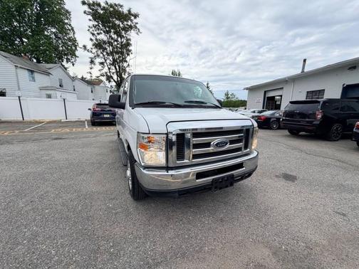 White 2012 Ford E350 Super Duty XLT