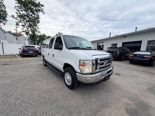 White 2012 Ford E350 Super Duty XLT