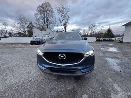 2017 Mazda CX-5 Touring