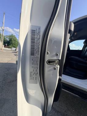 White 2019 RAM 2500 Tradesman 4x4 4dr Crew Cab 6.3 ft. SB Pickup