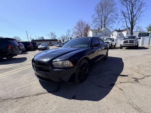 Black 2014 Dodge Charger R/T