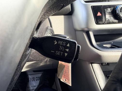 Gray 2015 Toyota Highlander LE