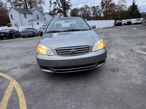 2004 Toyota Corolla CE