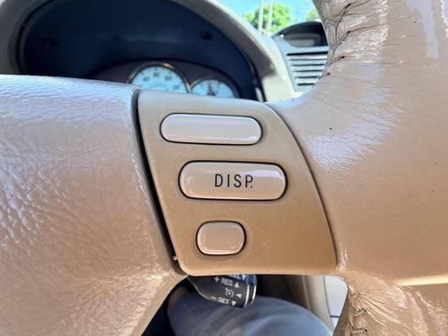 Arctic Frost Pearl 2006 Toyota Camry Solara SLE V6