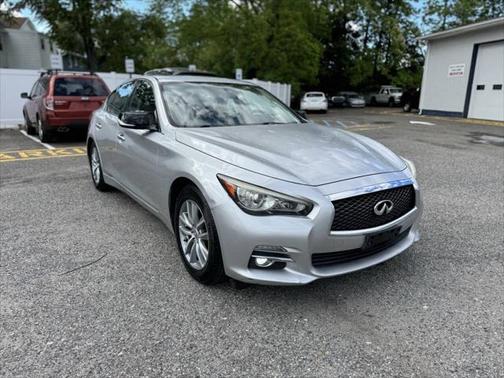 2014 INFINITI Q50 Premium