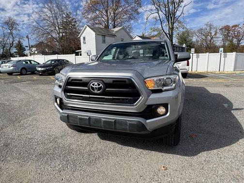 2016 Toyota Tacoma SR5