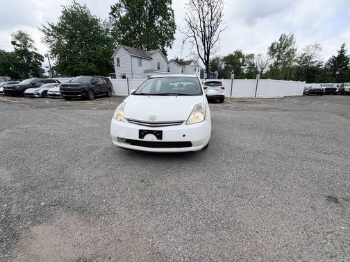White 2007 Toyota Prius Touring