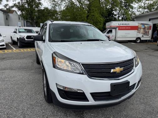 2017 Chevrolet Traverse LS