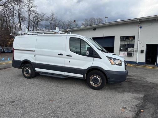 2017 Ford Transit-250 Base