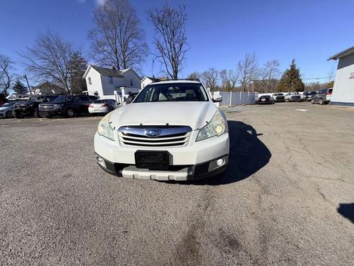 2010 Subaru Outback 3.6 R Limited