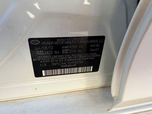 White 2013 Hyundai SONATA SE