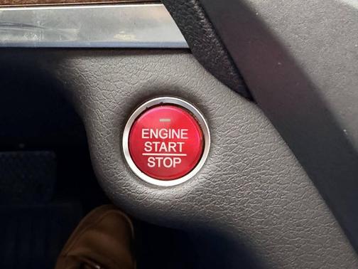 2017 Acura MDX 3.5L w/Technology Package