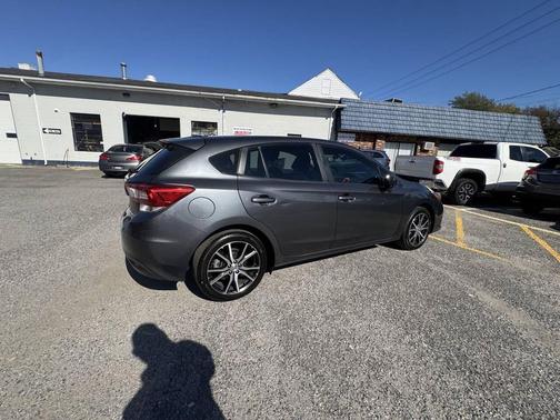 2022 Subaru Impreza Base