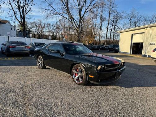 2012 Dodge Challenger SXT