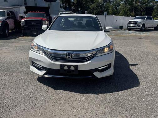 2017 Honda Accord Sport SE