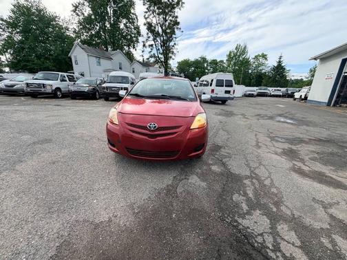 Red 2008 Toyota Yaris S