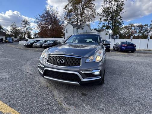 2017 INFINITI QX50 Base